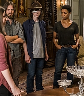 walking-dead-season-7-group-cast.jpg